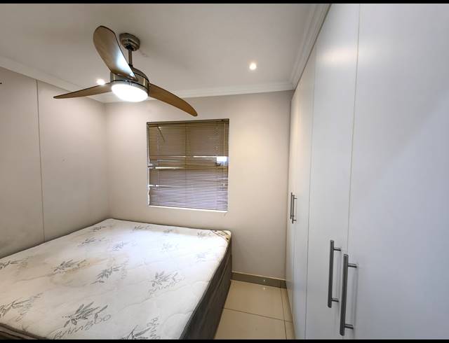 2 BEDROOM APARTMENT FOR SALE IN UMHLANGA RIDGE
